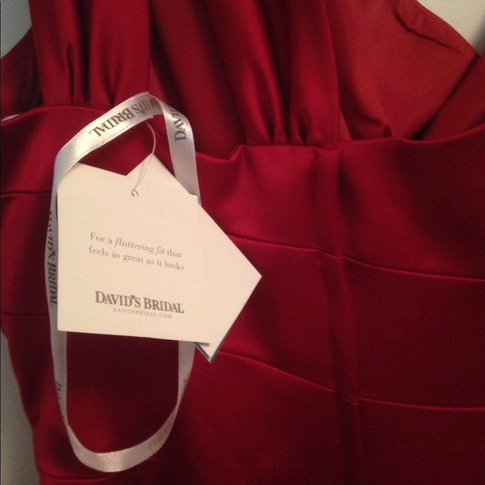 Dress - Picture 2 of 3